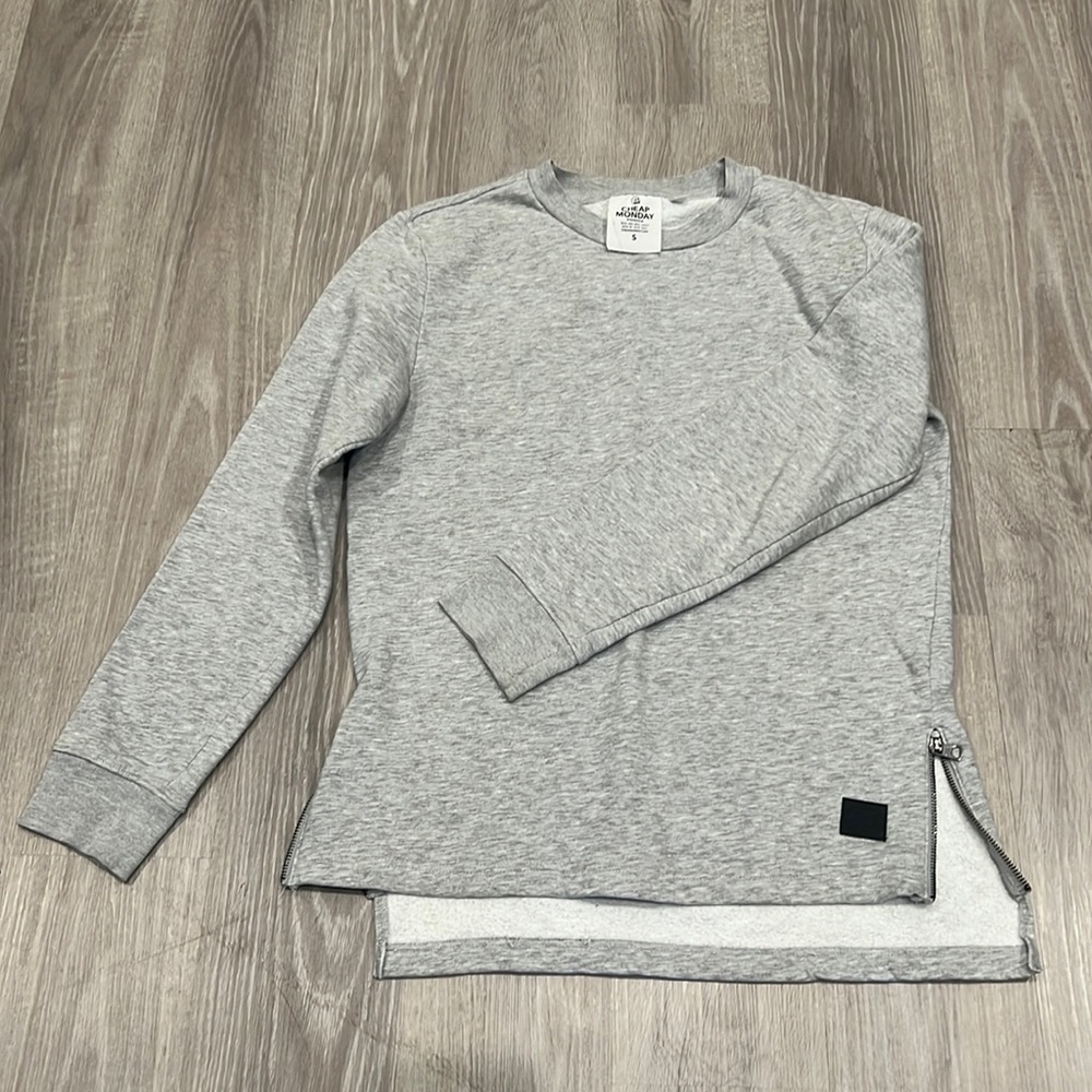 Grey Crew Neck Sweathshirt